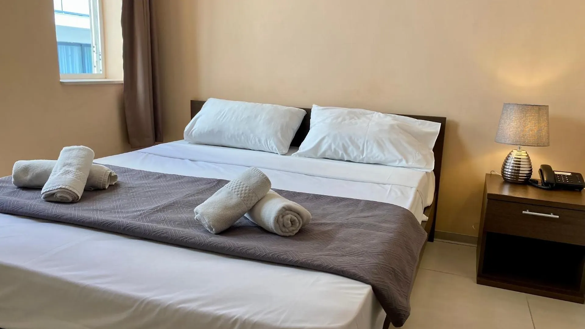 Malta Paradise Central Accomodation Hotel Saint Julian's
