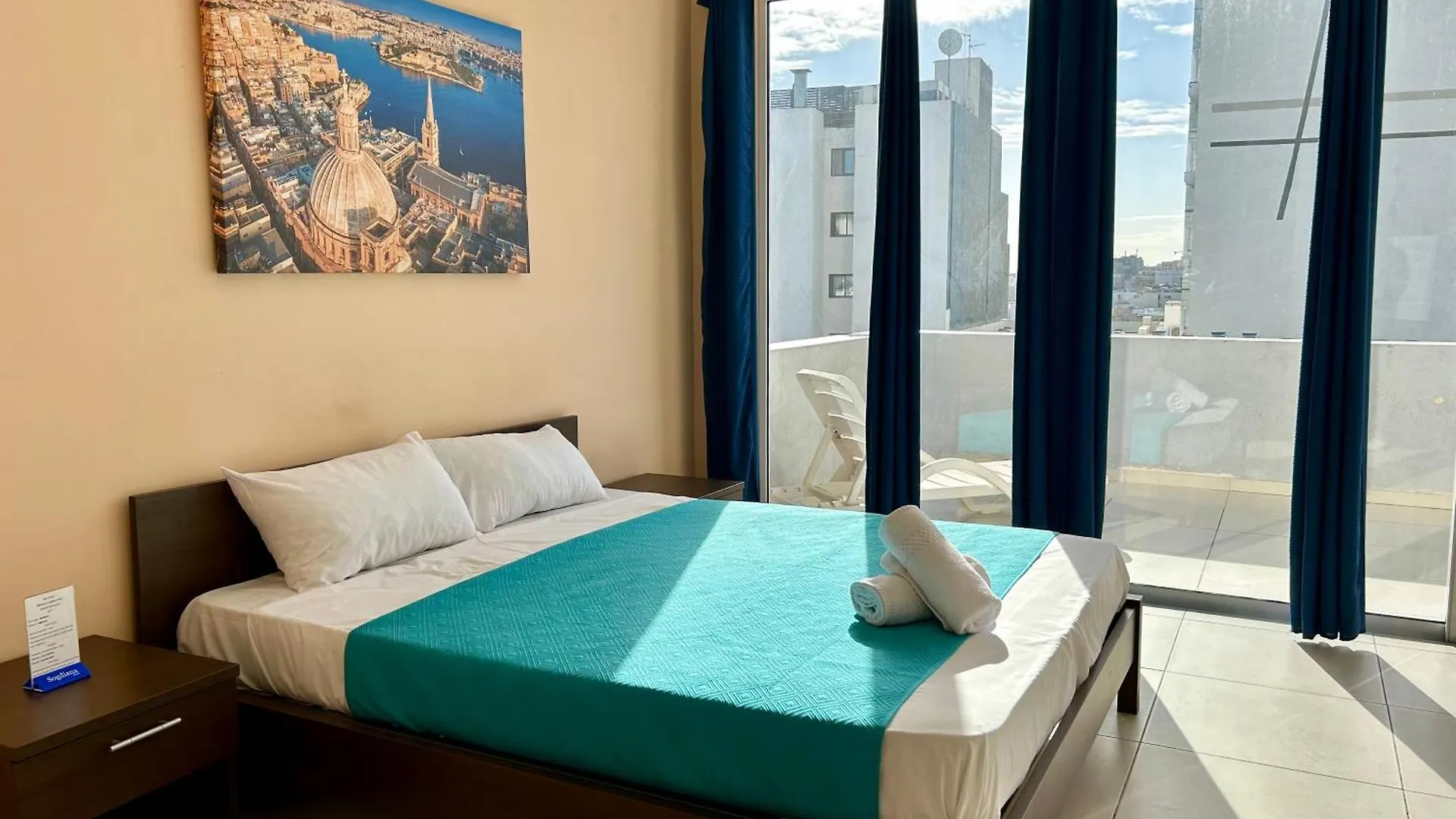 Hotel Malta Paradise Central Accomodation à San Ġiljan